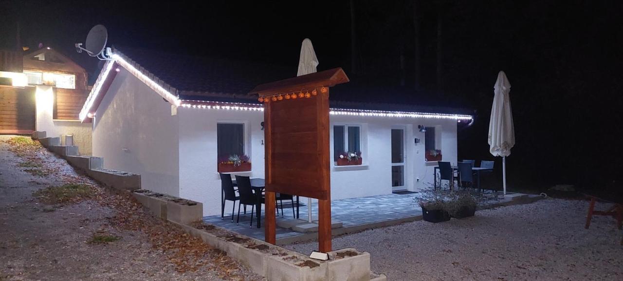 Apartmany Nad Tajovom バンスカー・ビストリツァ エクステリア 写真