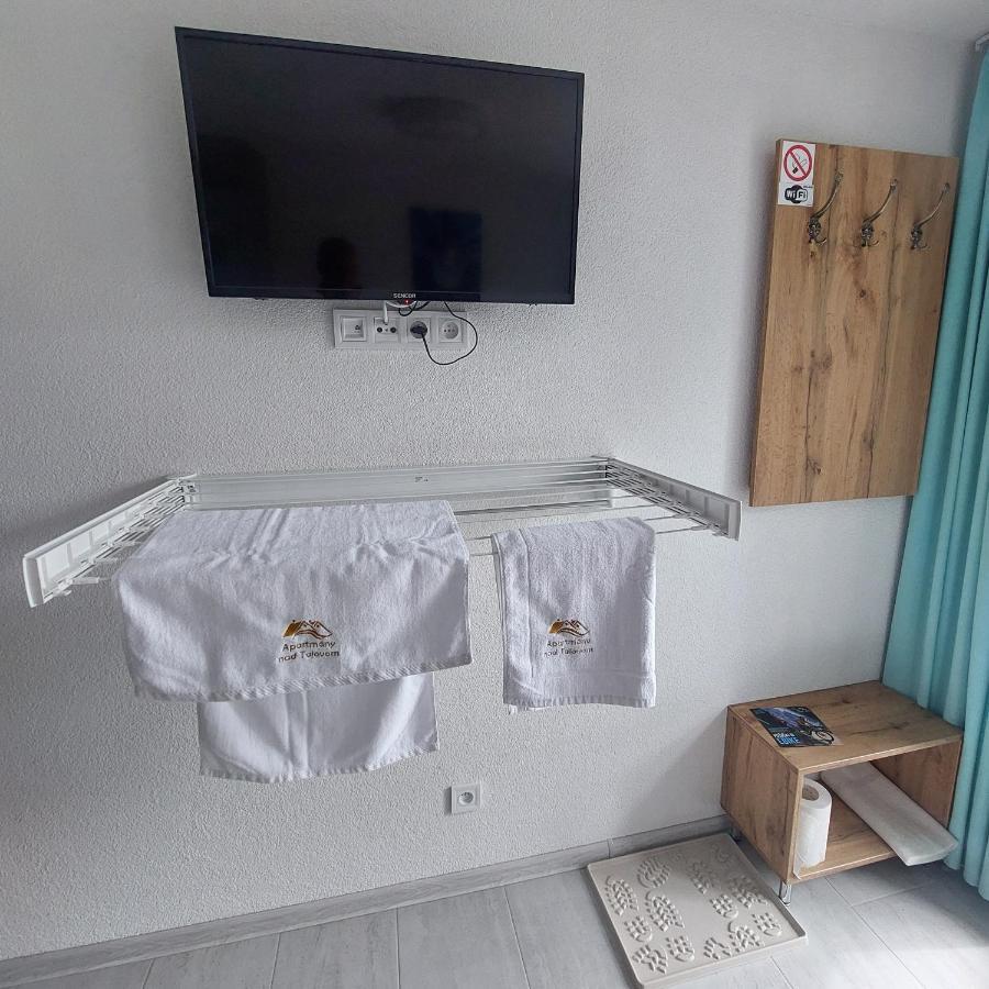 Apartmany Nad Tajovom バンスカー・ビストリツァ エクステリア 写真