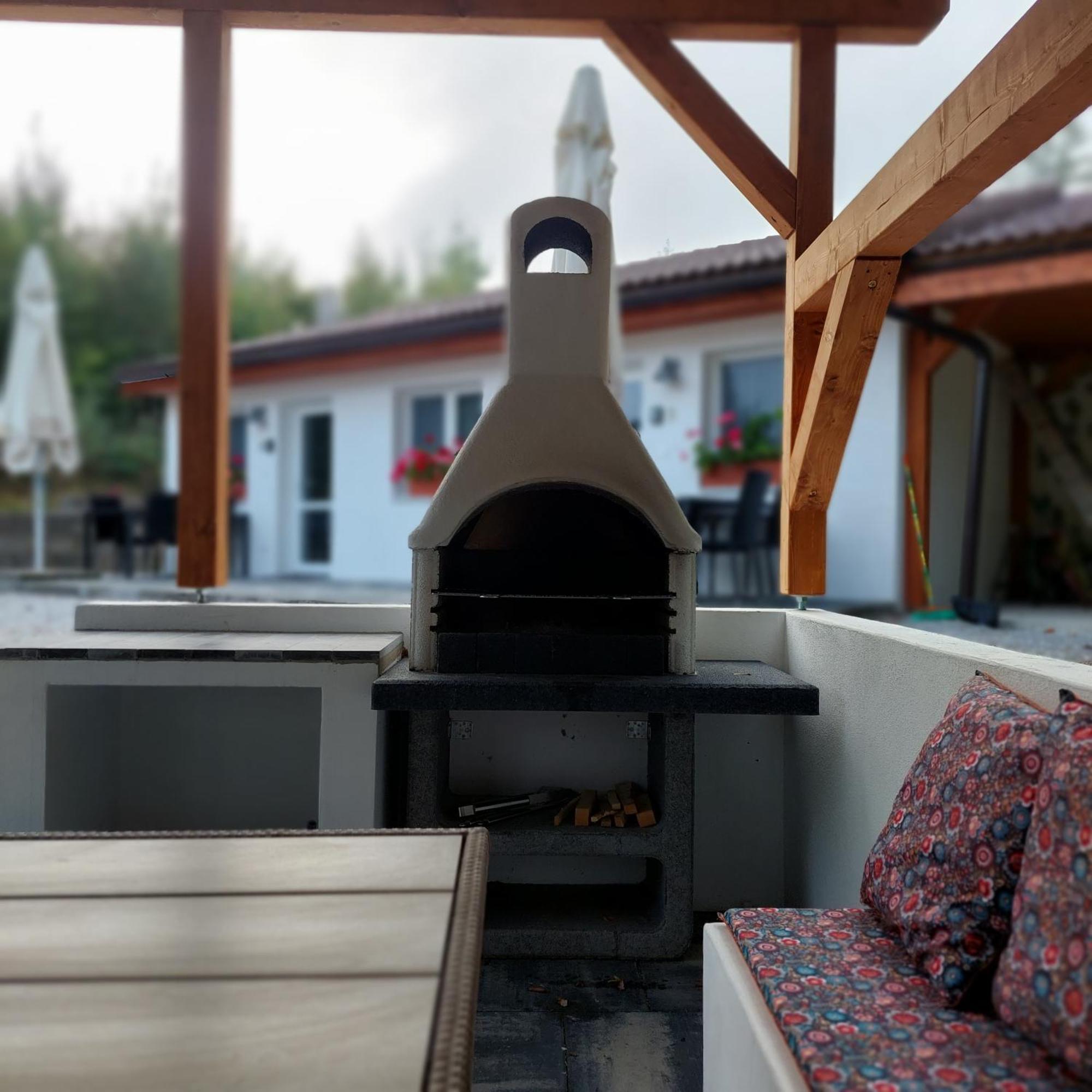 Apartmany Nad Tajovom バンスカー・ビストリツァ エクステリア 写真
