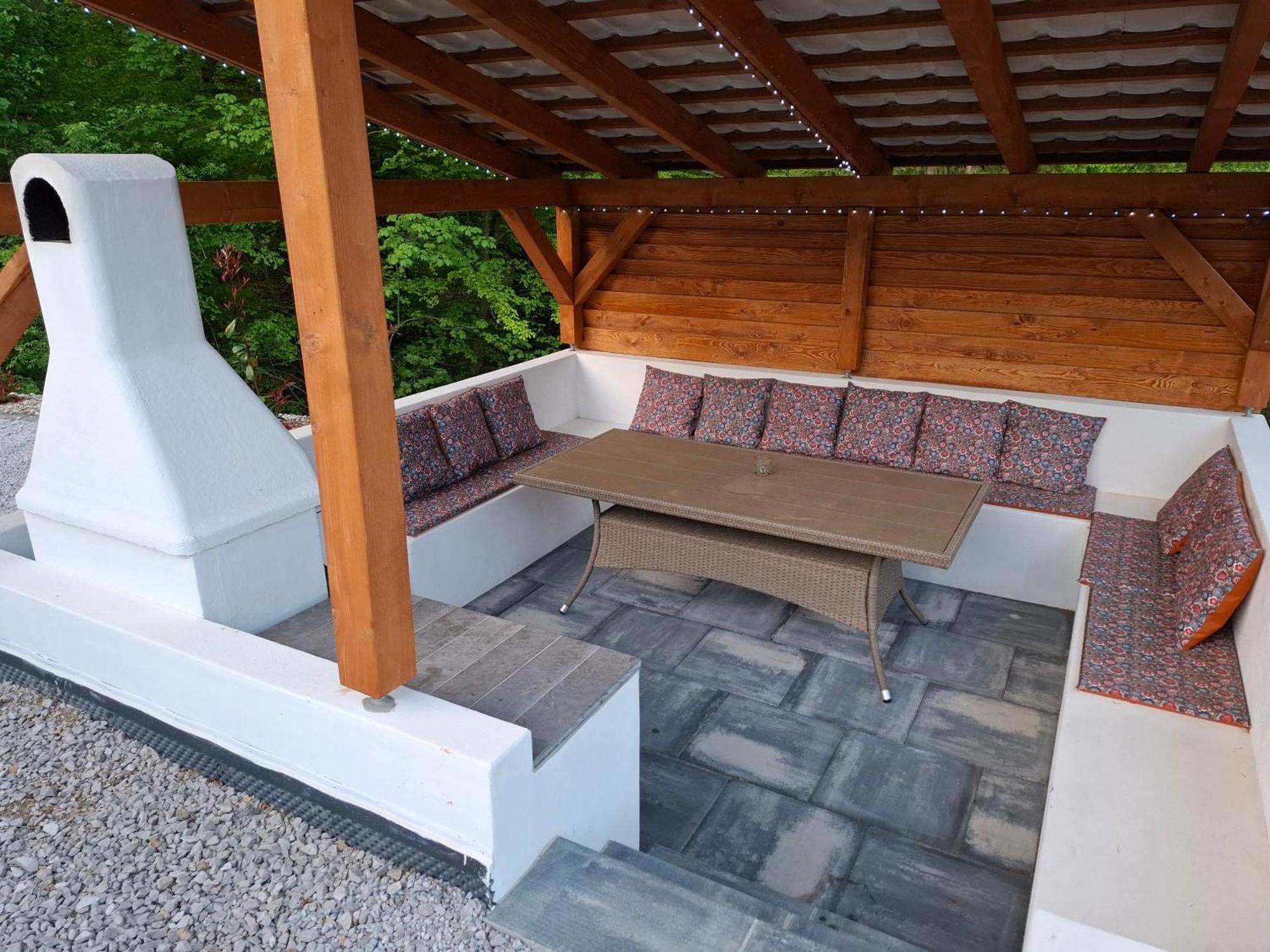 Apartmany Nad Tajovom バンスカー・ビストリツァ エクステリア 写真